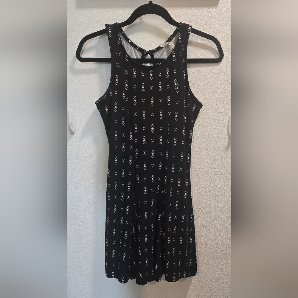 Mudd Black Patterned Sleeveless Dress